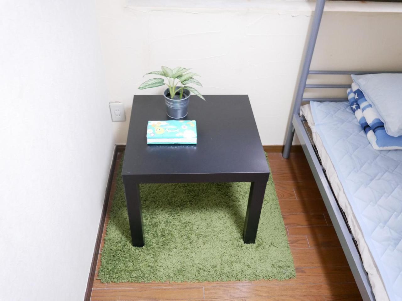 Guest House Twenty-Seven 27 Osaka Exterior photo